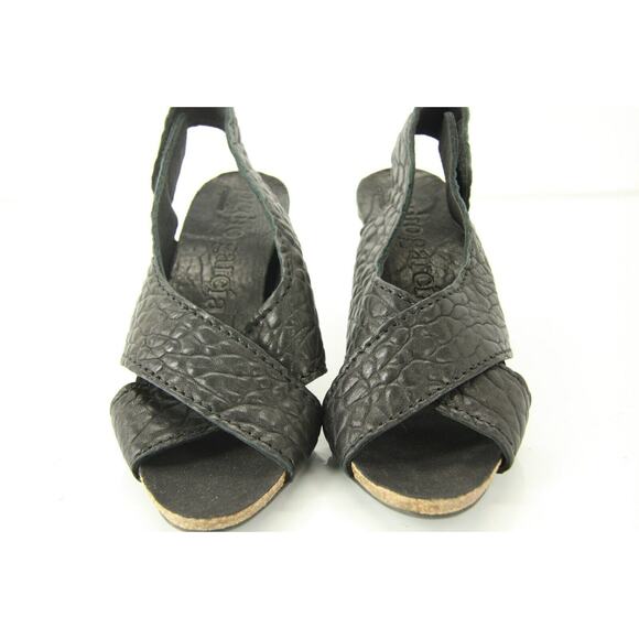 Pedro Garcia Black Leather Maggie Wide Strap Sandals - Picture 4 of 12